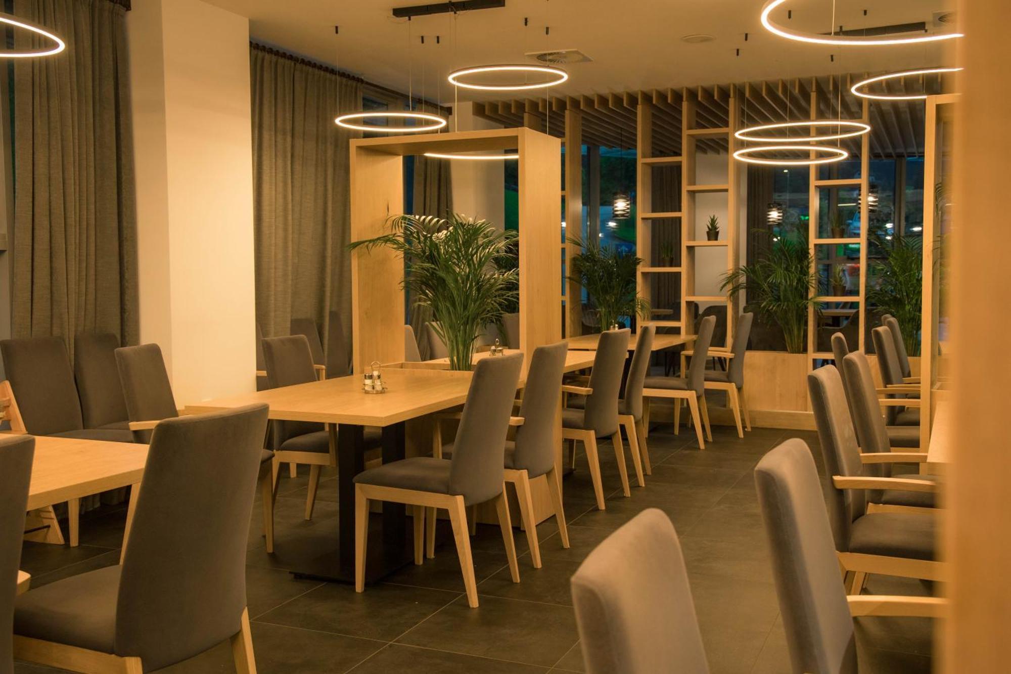 Hotel Aqua Roma Rimske Toplice Extérieur photo