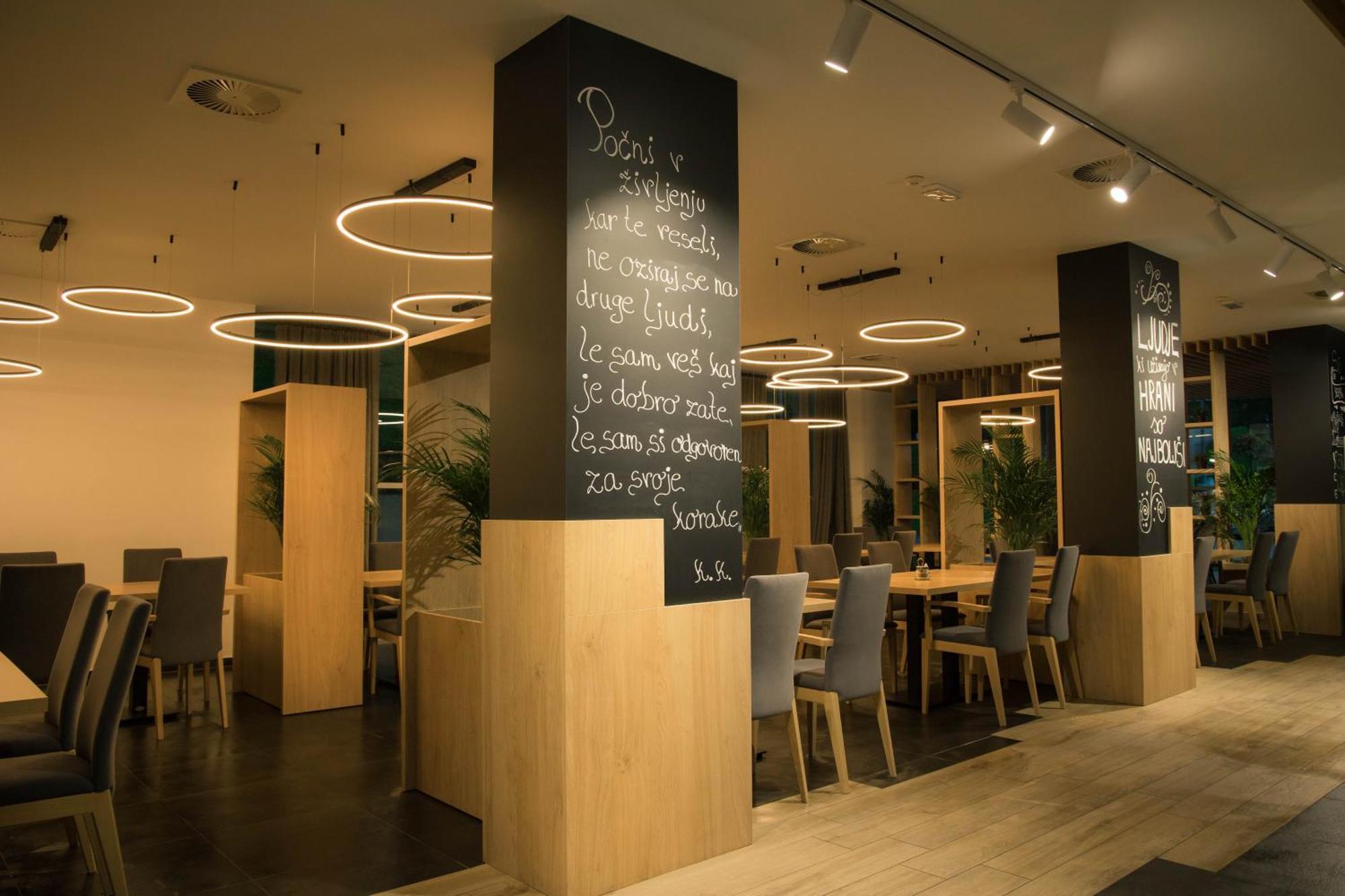 Hotel Aqua Roma Rimske Toplice Extérieur photo